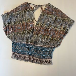 3/$15 🌺 NWT kori crop top